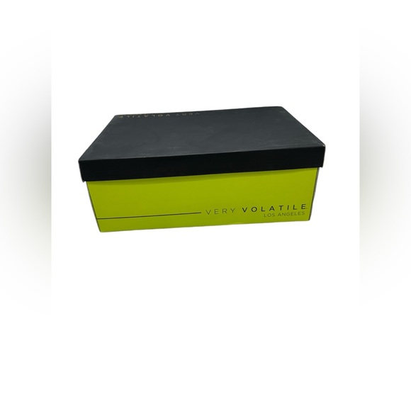 Very volatile Sandal Size 8 - Picture 10 of 10